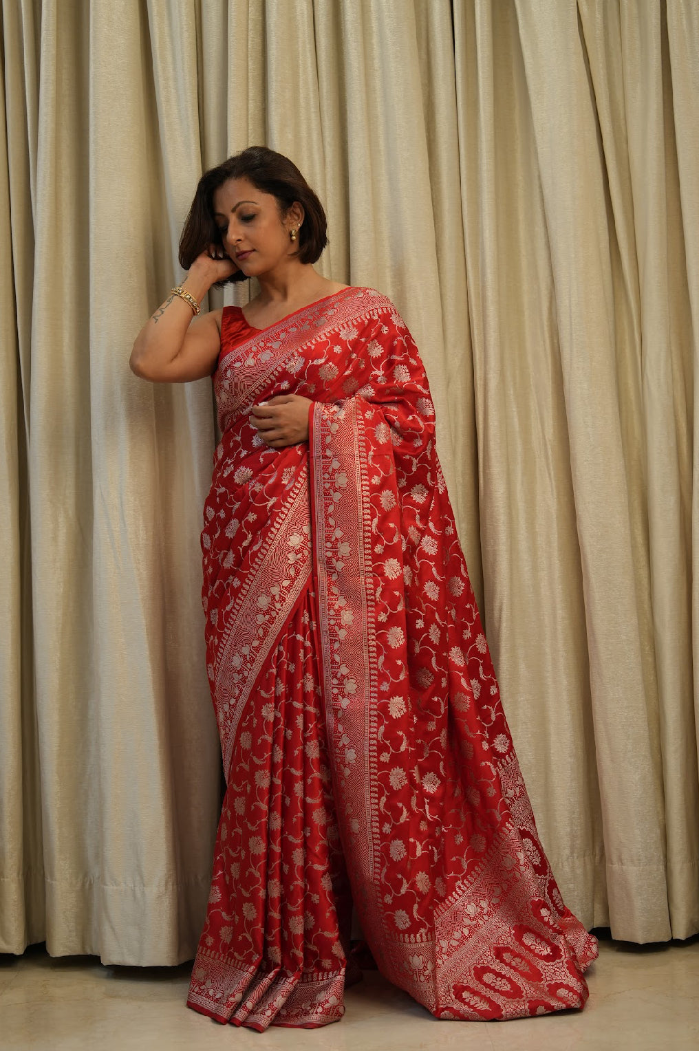 Karwa Laal
