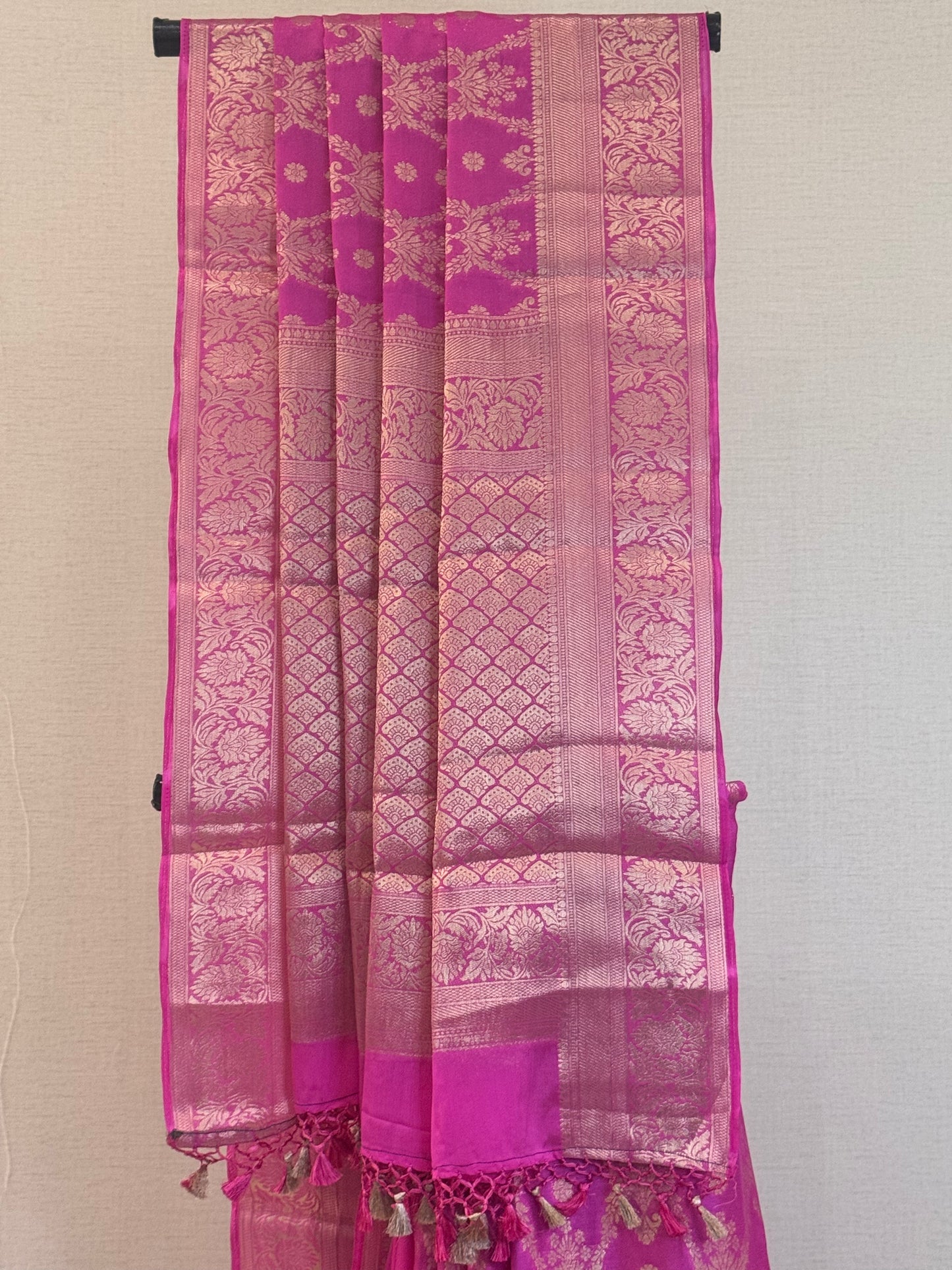 Fluid Grace Light Pink Saree