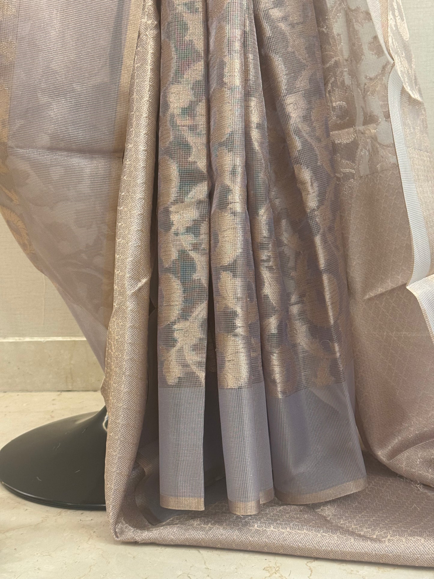 Jangla Gold Tissue Saree