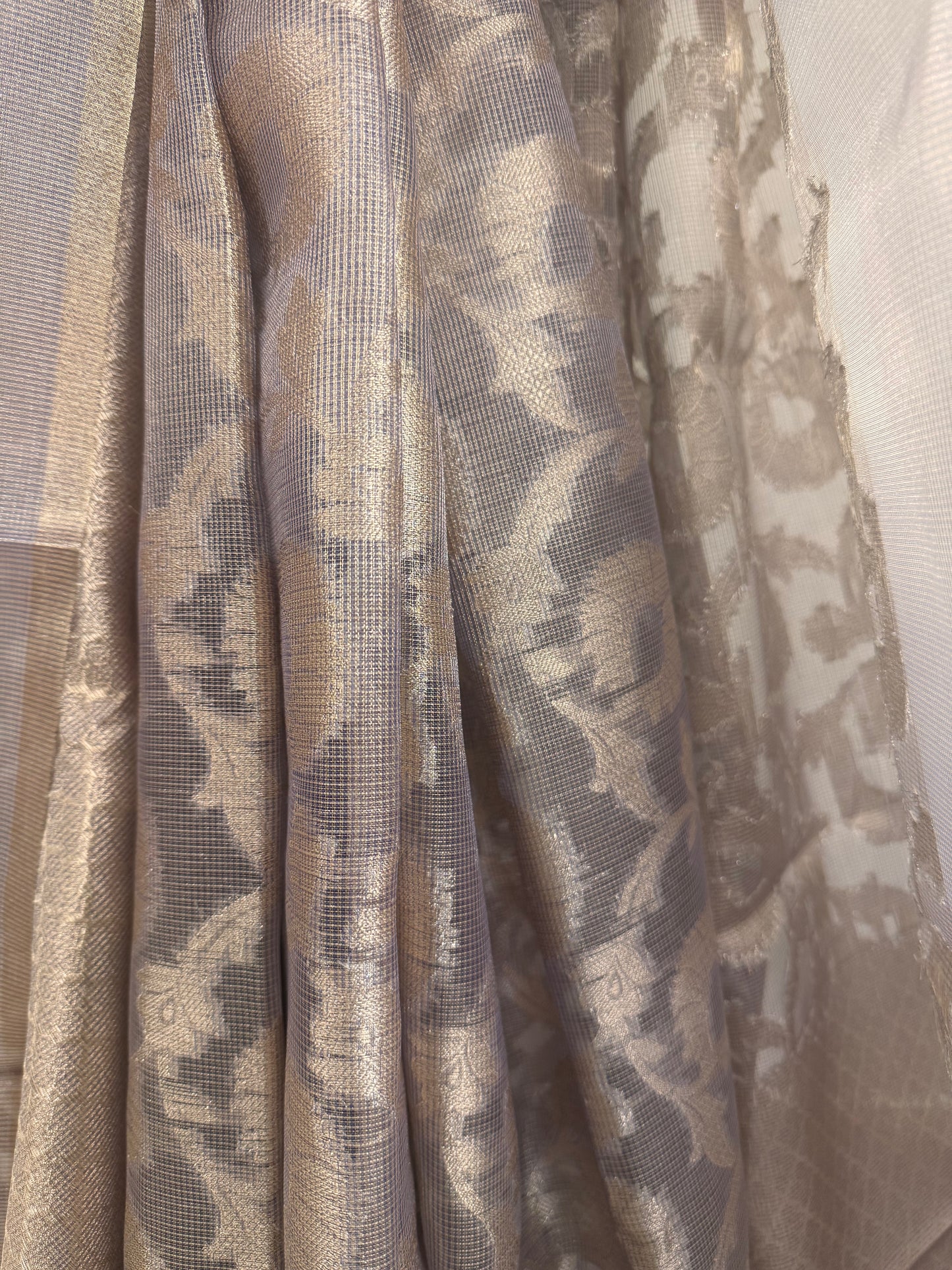 Jangla Gold Tissue Saree