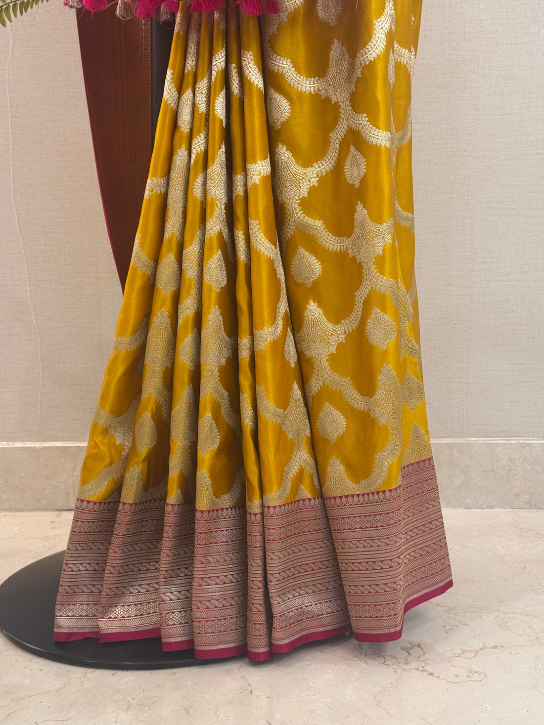 Which Saree is Best for Wedding? 8 Best Wedding Saree Online&nbsp;