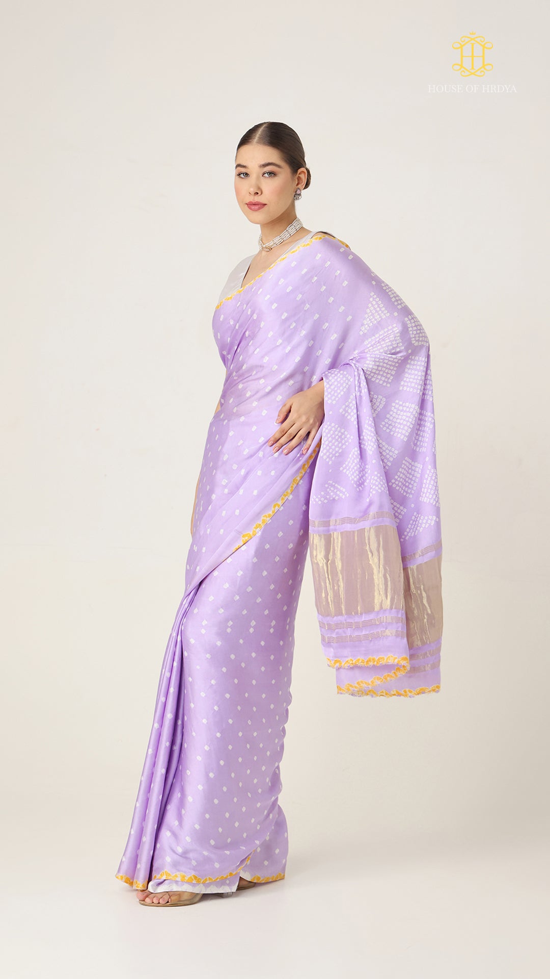 Bandhani Lavender with Lagda Patta Pallu