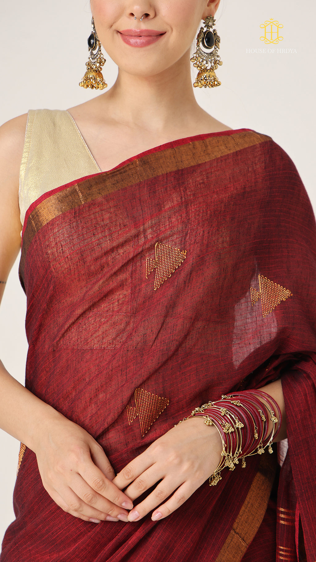Nirva Aaroh Maroon Saree