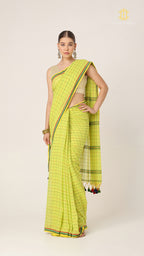 Nirva Kantha Harit Saree
