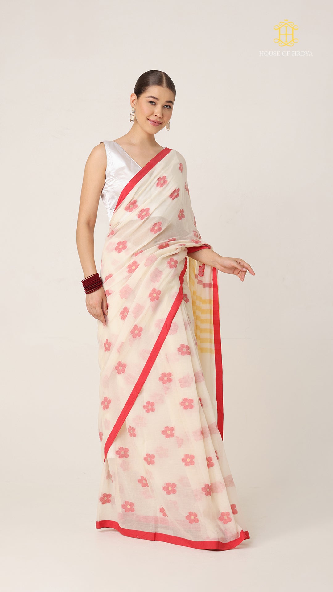 Suta Flower Buta Saree