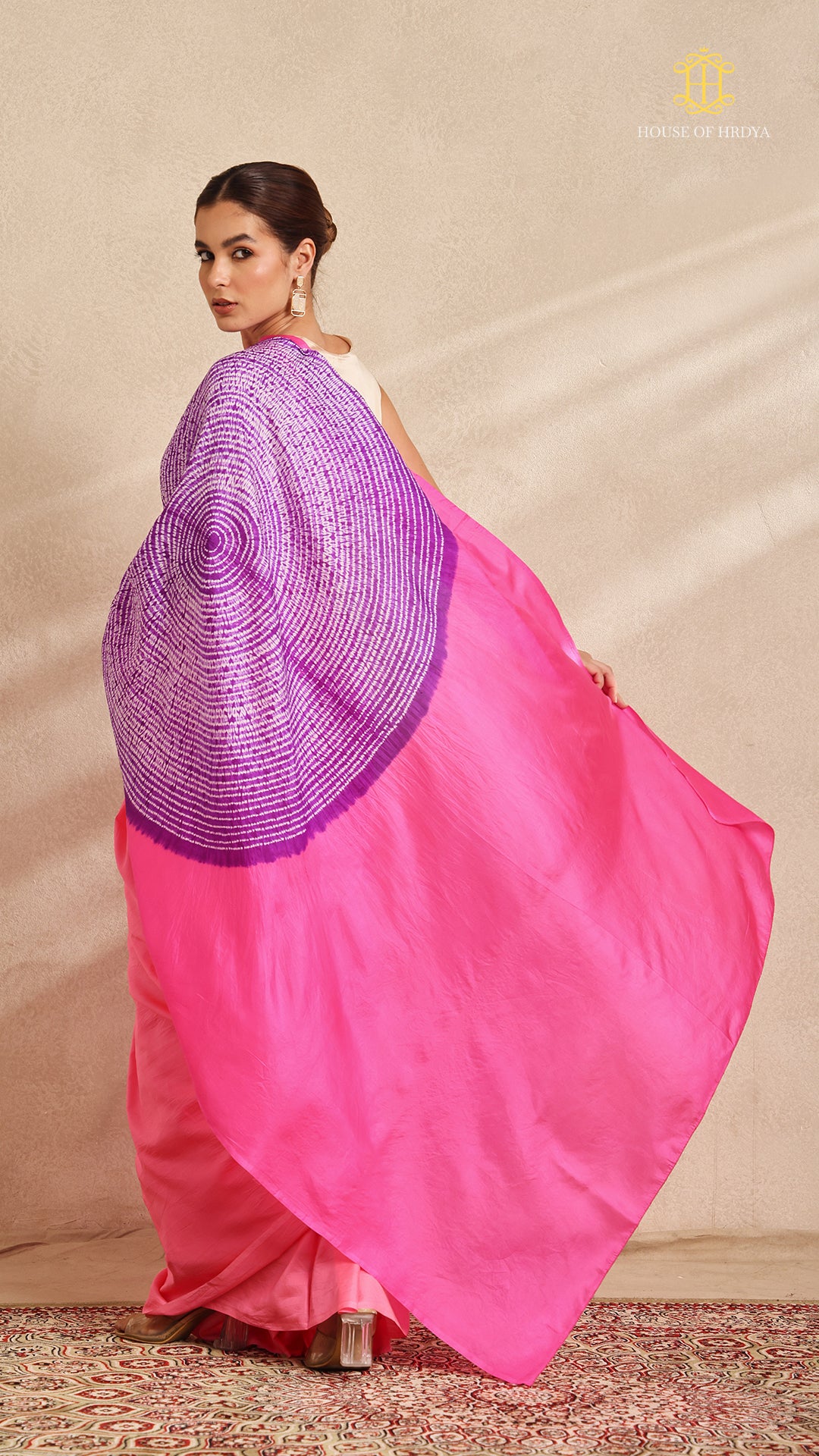 Shibori Pink Ombre Shoulder Pattern Main image