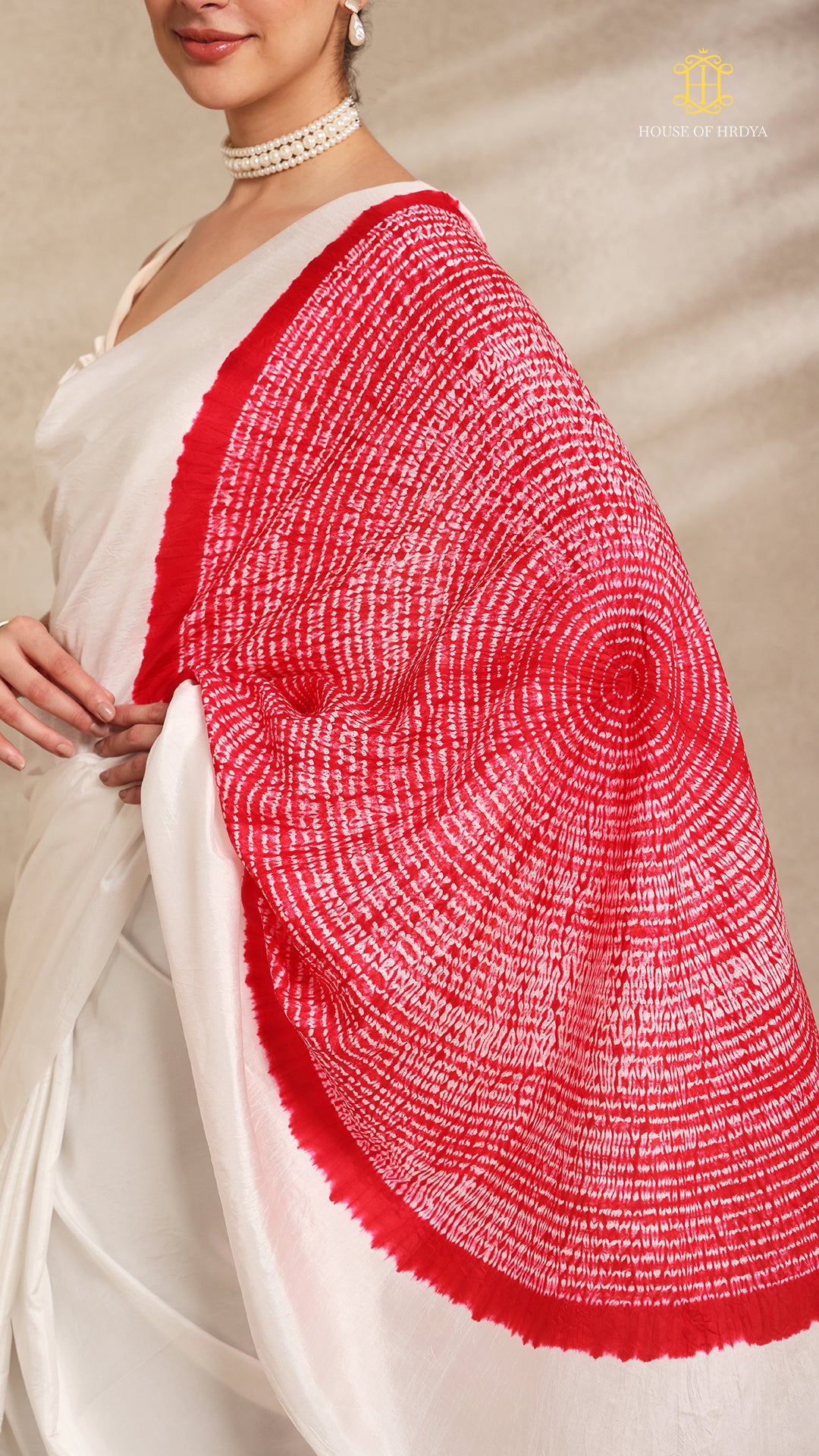 Shibori White Ombre Shoulder Pattern