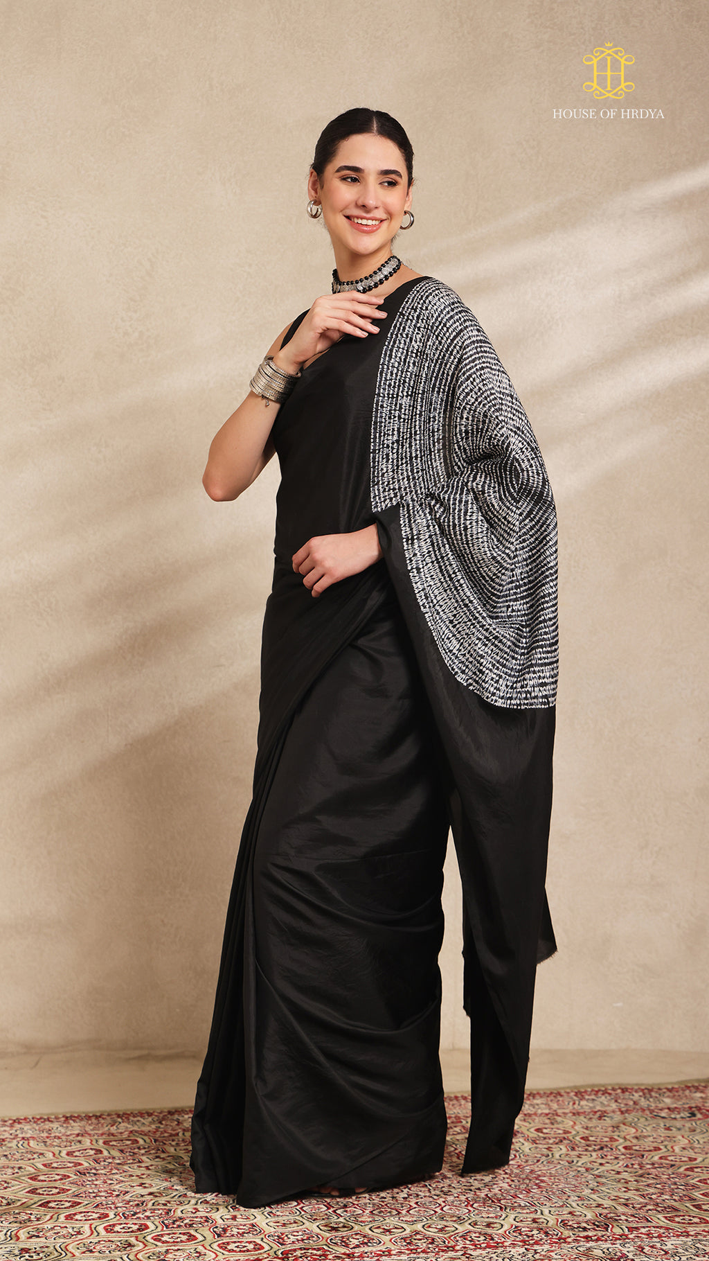 Shibori Black Ombre Shoulder Pattern