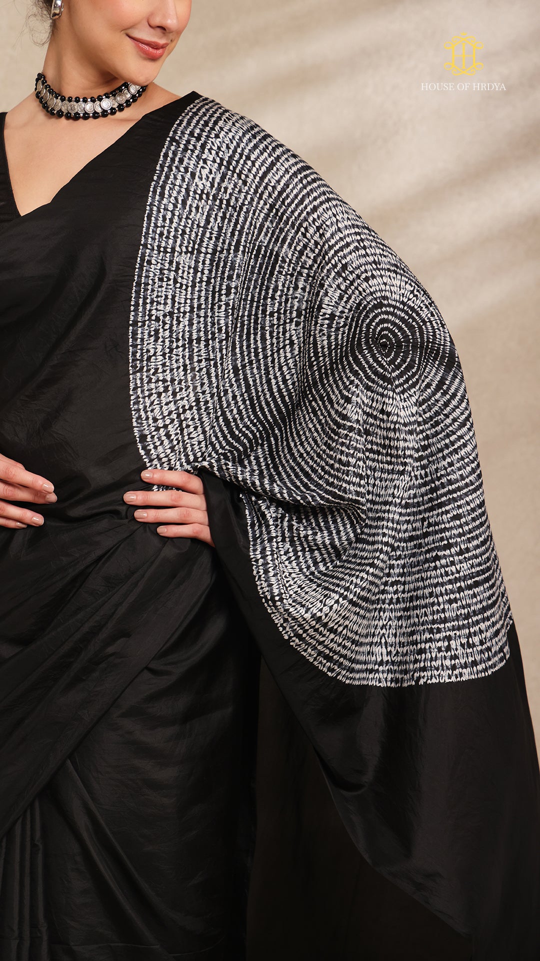 Shibori Black Ombre Shoulder Pattern