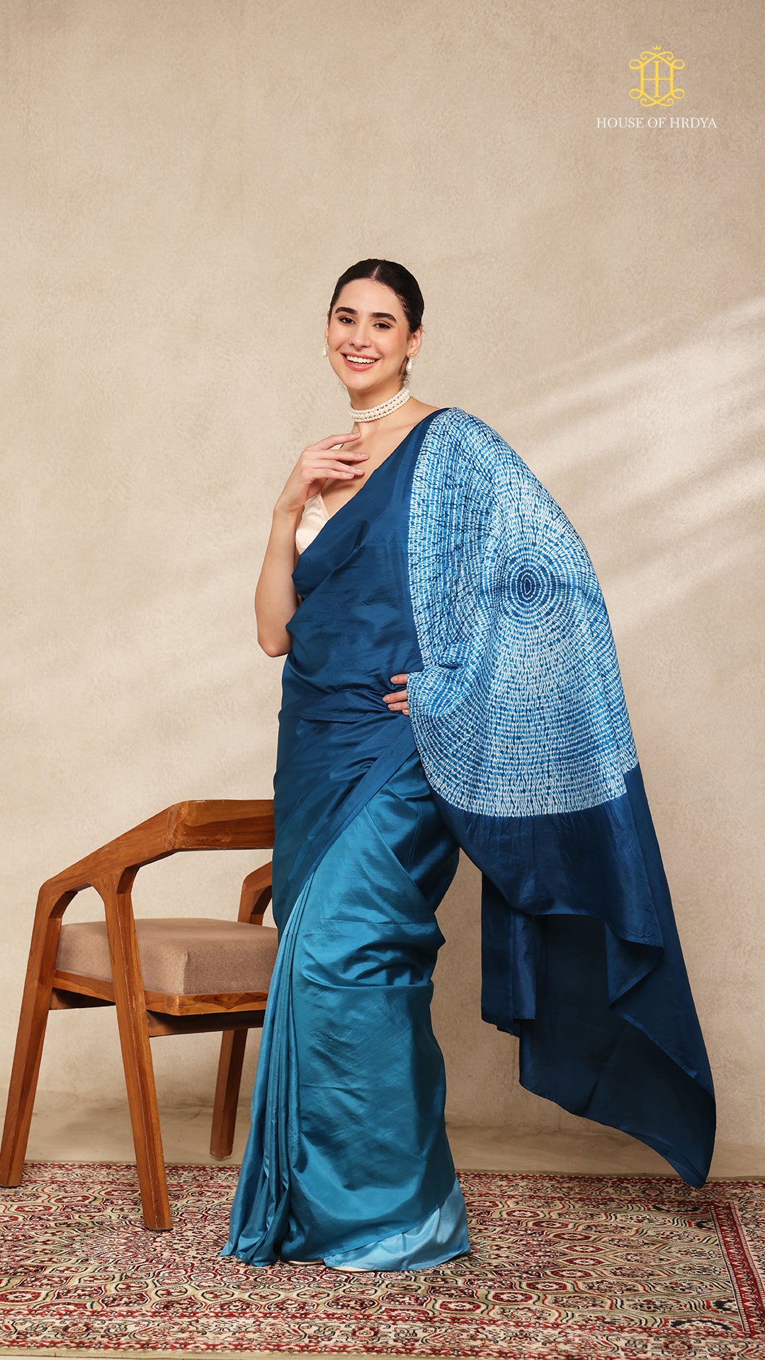 Shibori Sky Blue Ombre Shoulder Pattern
