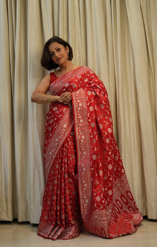 Karwa Laal