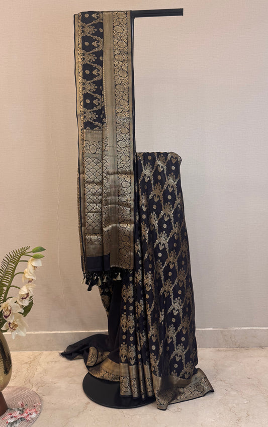 Fluid Grace Light Black Saree