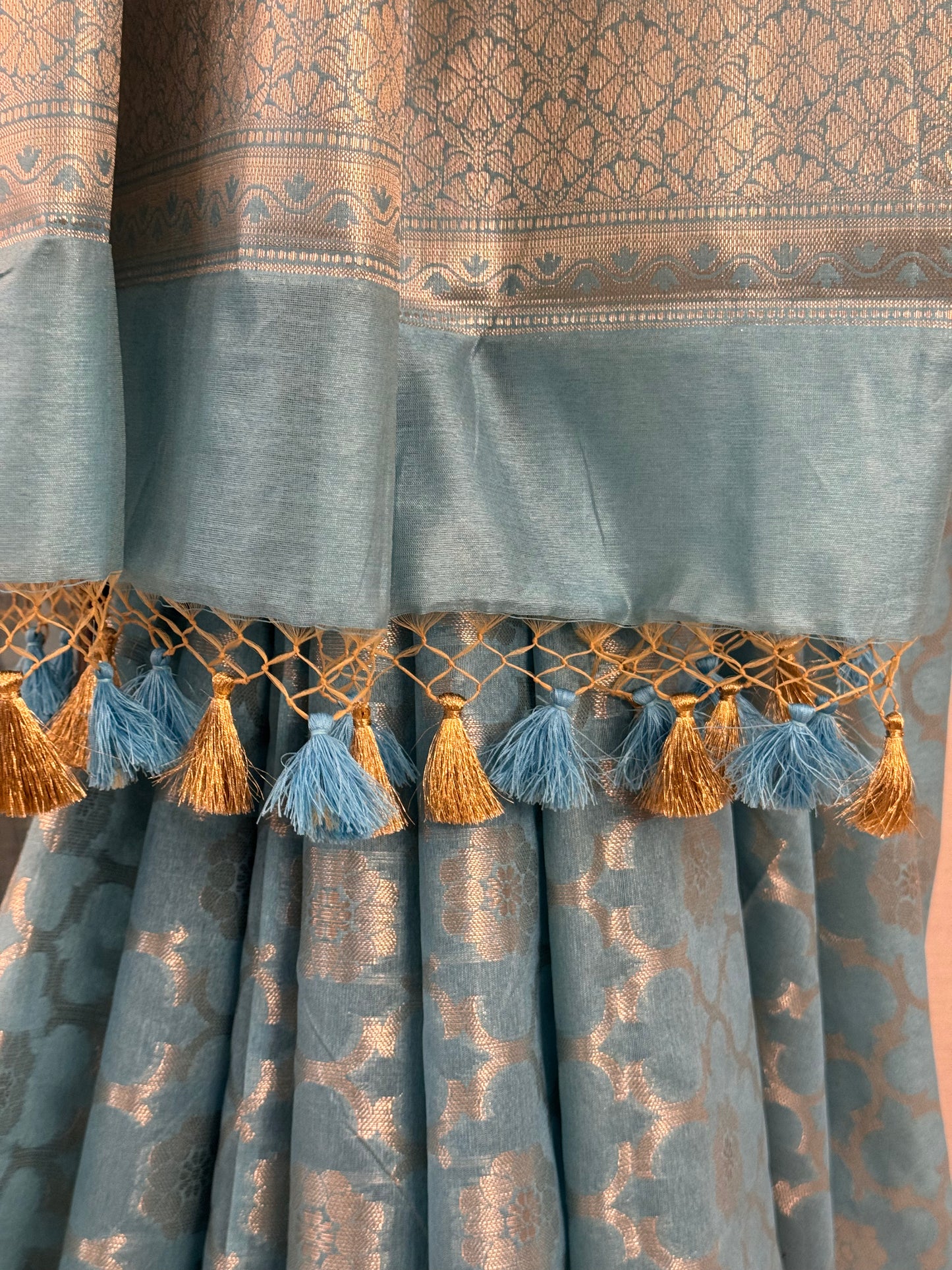 Vanam Neel Festive Saree