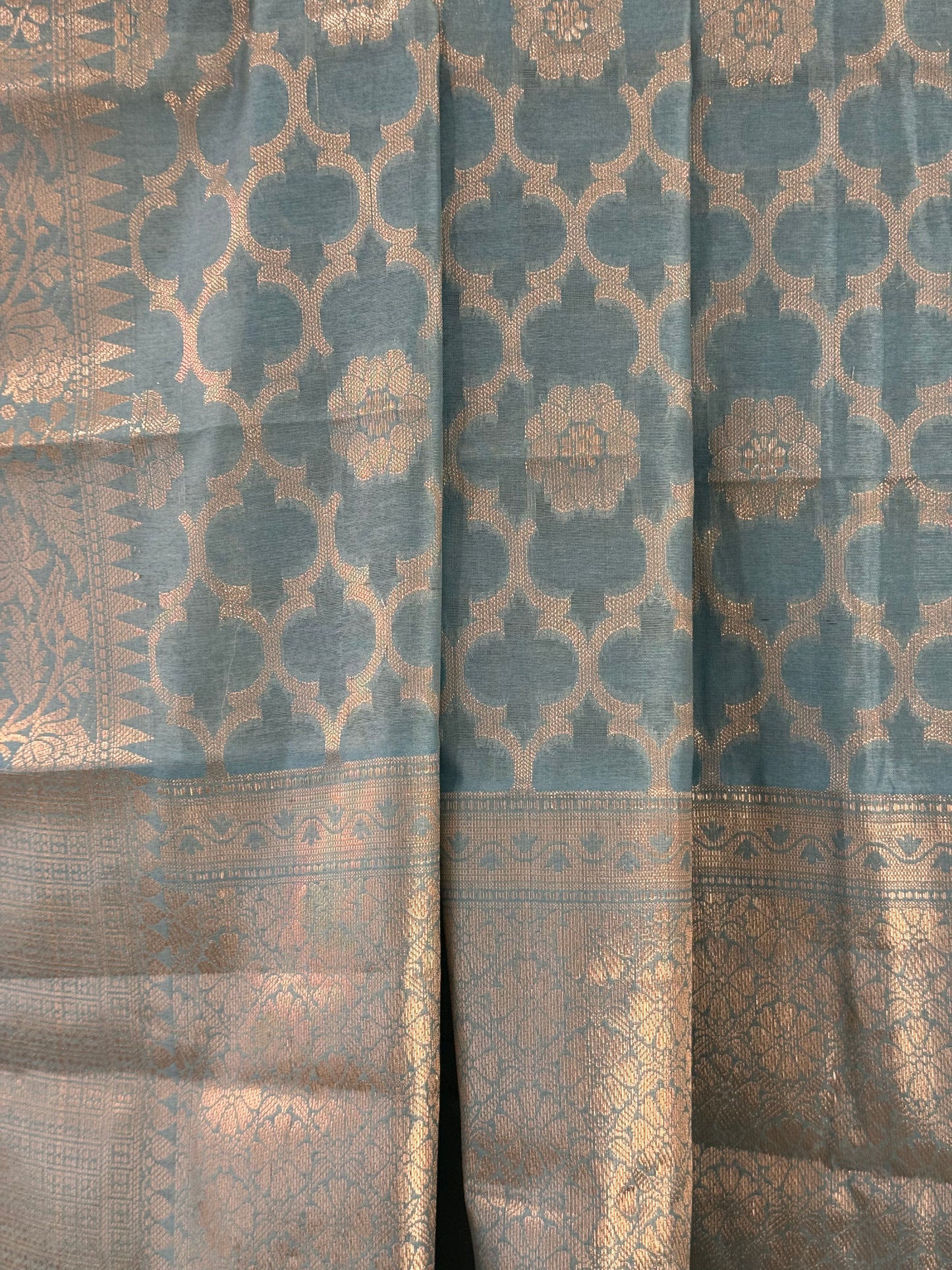 Vanam Neel Festive Saree