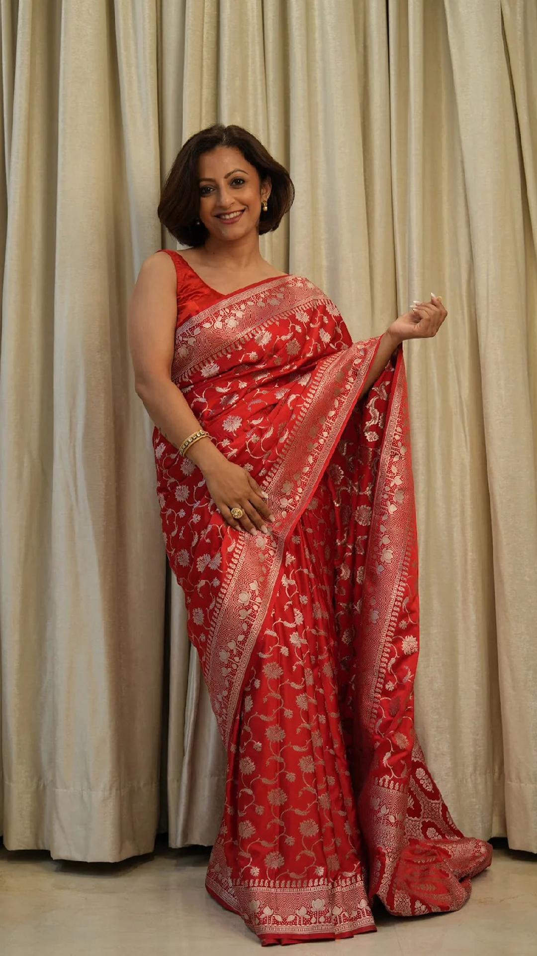 Karwa Laal Main image